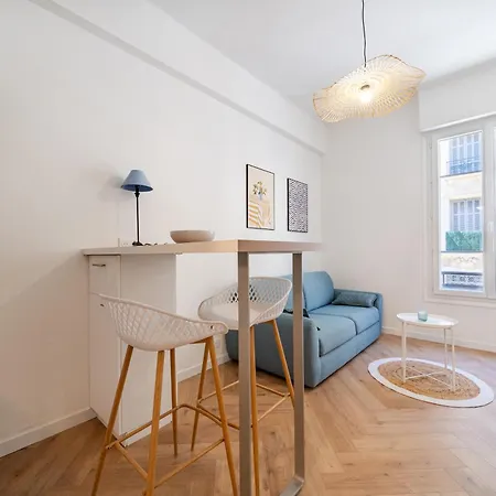 Hypercentre De Climatise *